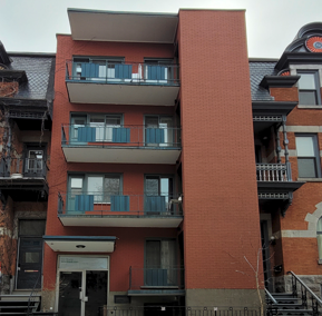 56/Rue Guilbault O, Montréal, QC H2X 1S1 Canada